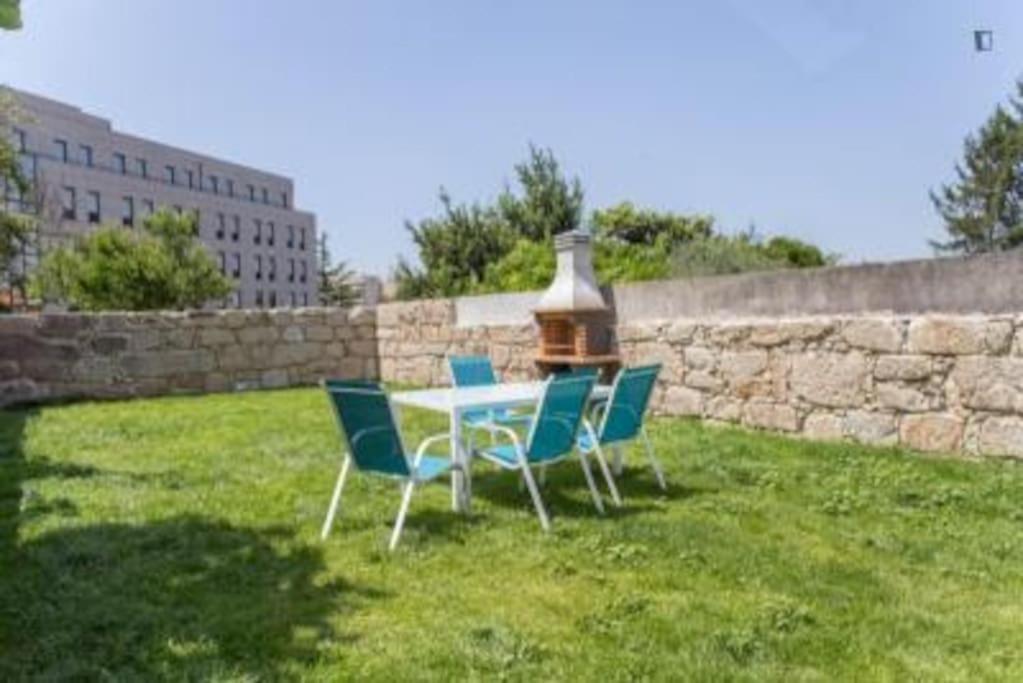 Opo - Fantastic Studio With Garden OOporto Esterno foto