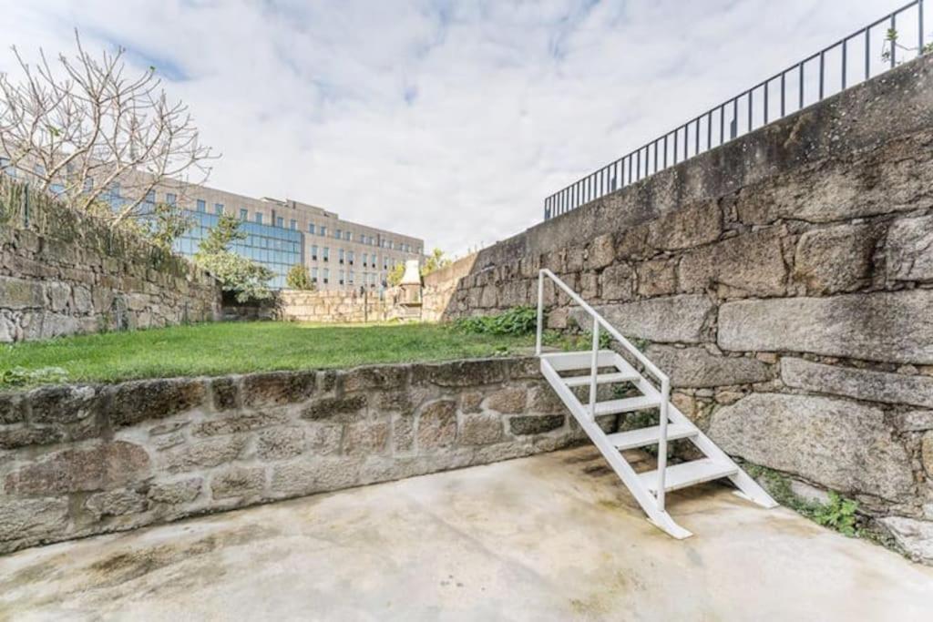 Opo - Fantastic Studio With Garden OOporto Esterno foto
